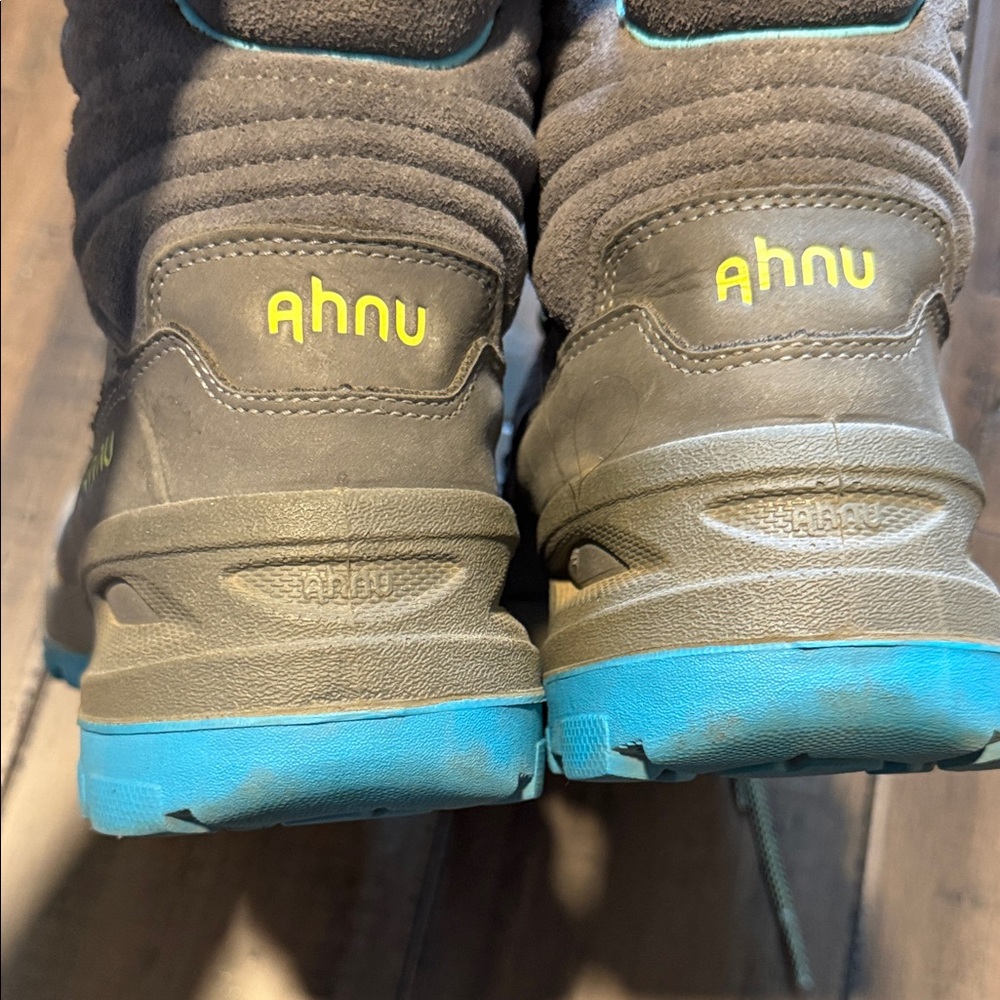Ahnu Gray Hiking Boots with Teal and Yellow Accents - Picture 6 of 16